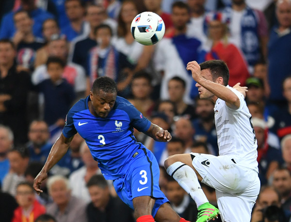 阿尔巴尼亚队在比赛中全力拼搏获得成功的是谁